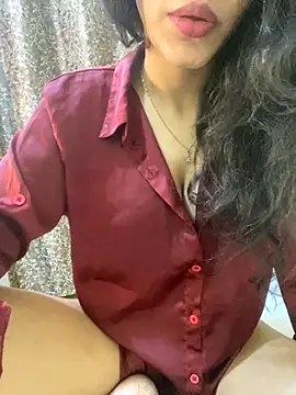 Divyaa69 online show from September 11, 5:13 pm