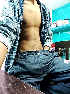 Snapshot of Afgref5335 chatting on November 30, 9:32 am Afgref5335 online show from November 30, 9:32 am