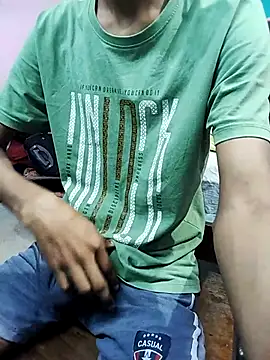 Snapshot of Afgref5335 chatting on November 5, 9:23 am Afgref5335 online show from November 5, 9:23 am