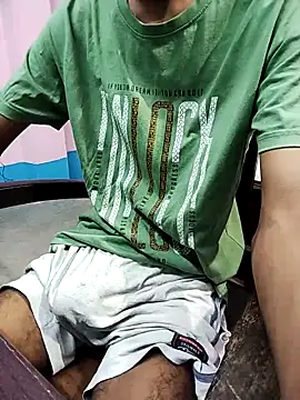 Snapshot of Afgref5335 chatting on October 6, 5:46 pm Afgref5335 online show from October 6, 5:46 pm