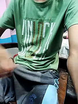 Snapshot of Afgref5335 chatting on September 21, 5:29 pm Afgref5335 online show from September 21, 5:29 pm