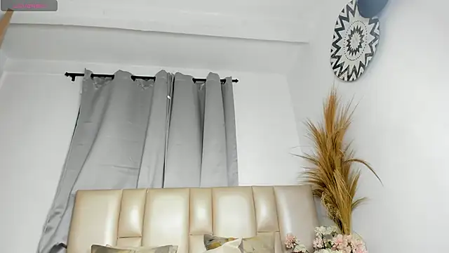 Snapshot of Soy_Bella chatting on January 17, 1:20 am Soy Bella online show from January 17, 1:20 am