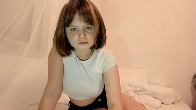 SayYesToHeaven online show from April 5, 8:37 pm