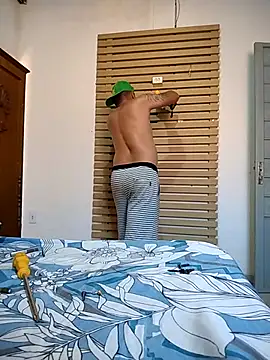 LOIROGOSTOSO87 online show from September 13, 3:34 pm