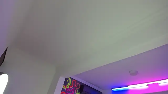 GEANNAROSE online show from February 21, 1:00 pm