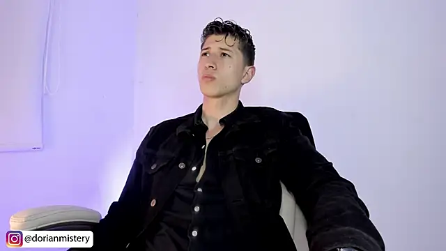 Dorianmistery2322  online show from April 14, 12:15 am