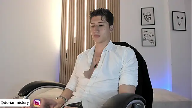 Dorianmistery2322  online show from June 3, 1:28 am