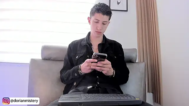 Dorianmistery2322  online show from March 23, 9:58 pm