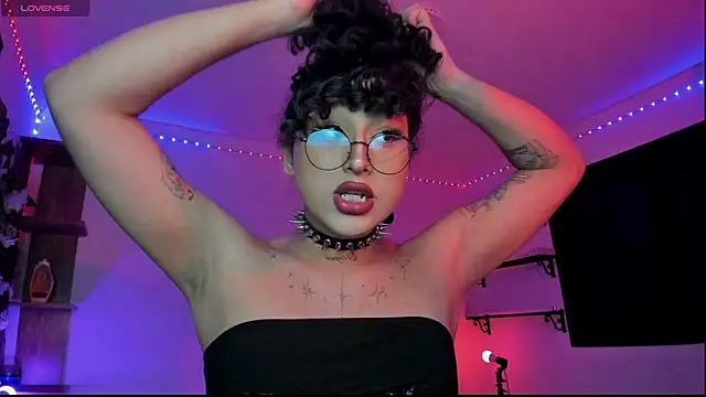 Heka Prudence online show from March 14, 3:23 am