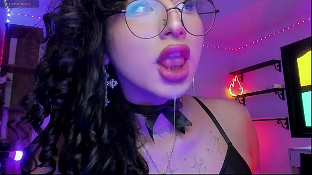 Heka Prudence online show from January 6, 10:25 pm