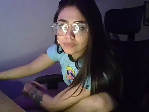 Snapshot of soygalaof chatting on September 27, 3:34 am soygalaof online show from September 27, 3:34 am