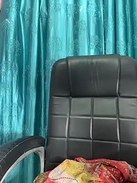 poision51 online show from May 2, 9:36 am