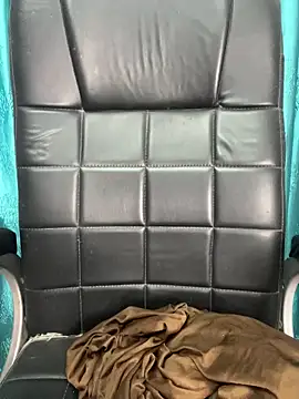 poision51 online show from December 3, 6:14 am