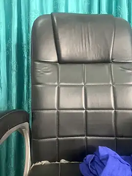 Snapshot of poision51 chatting on February 8, 2:09 am poision51 online show from February 8, 2:09 am