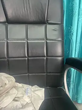 Snapshot of poision51 chatting on February 9, 3:26 am poision51 online show from February 9, 3:26 am