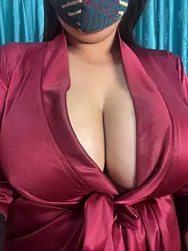 Snapshot of poision51 chatting on January 11, 10:11 am poision51 online show from January 11, 10:11 am