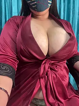 Snapshot of poision51 chatting on February 24, 9:54 am poision51 online show from February 24, 9:54 am