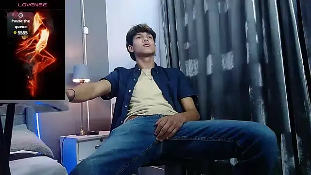 Snapshot of jason_graeats chatting on February 12, 3:07 am jason graeats online show from February 12, 3:07 am