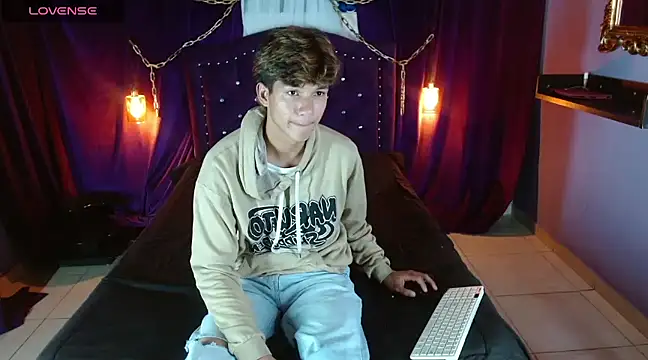 Snapshot of jason_graeats chatting on February 3, 4:57 am jason graeats online show from February 3, 4:57 am