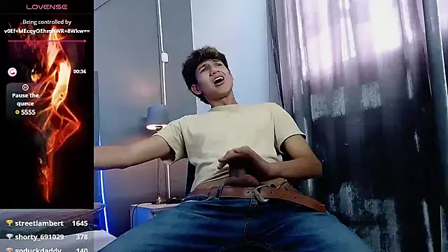 Snapshot of jason_graeats chatting on February 12, 8:40 pm jason graeats online show from February 12, 8:40 pm