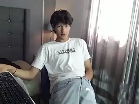 Snapshot of jason_graeats chatting on December 27, 5:16 pm jason graeats online show from December 27, 5:16 pm