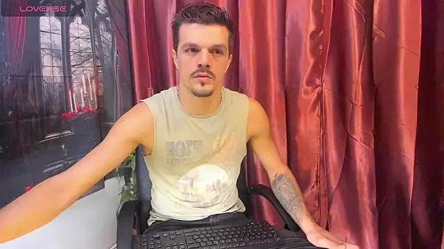 DonyBrown online show from December 17, 4:39 am