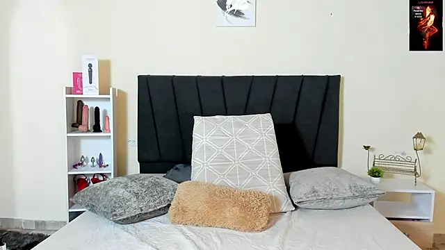 Kimberly lozano online show from November 14, 10:41 am