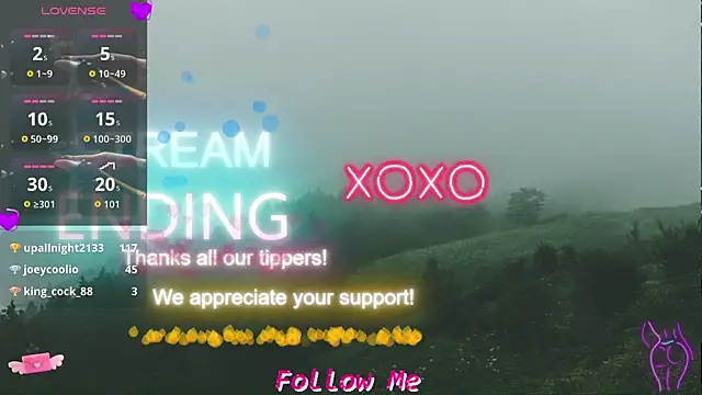 Snapshot of QueenYsuRey chatting on October 22, 4:45 am QueenYsuRey online show from October 22, 4:45 am