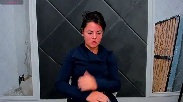 Snapshot of Lady_AliBi chatting on November 5, 4:43 pm Lady AliBi online show from November 5, 4:43 pm