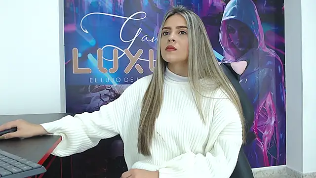 miacarperr1 online show from February 10, 8:53 pm