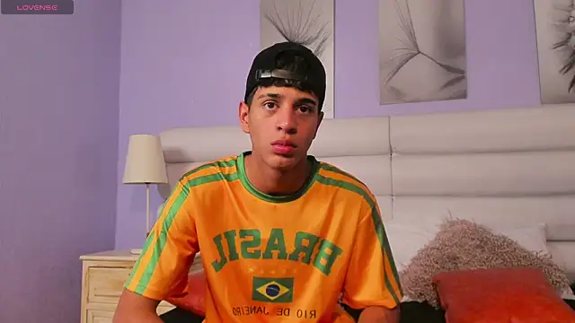 Tyler Rodriguez online show from February 11, 9:14 pm