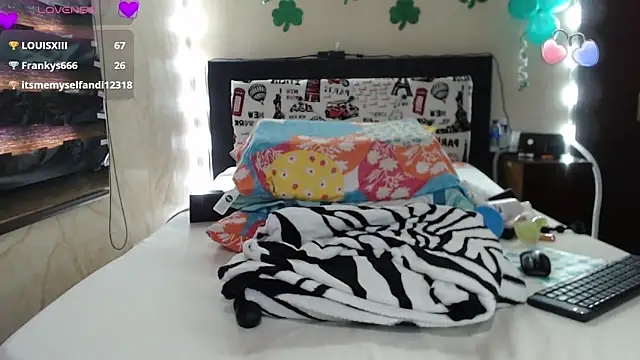 Rachell 111 online show from March 16, 3:39 pm