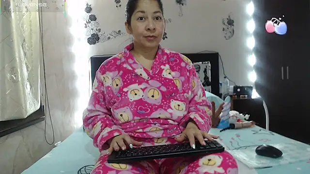 Rachell 111 online show from September 16, 9:10 am