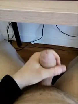 lovedoggy03 online show from March 17, 11:24 am