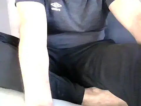 Snapshot of bilbi06 chatting on January 11, 2:36 pm bilbi06 online show from January 11, 2:36 pm