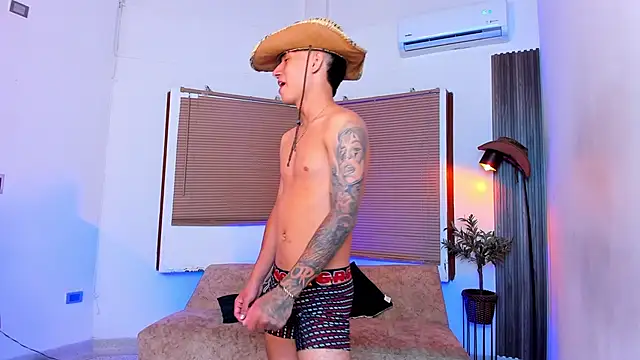 Sexy BoysW online show from September 27, 1:17 pm