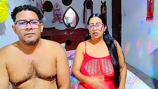 rosi pamela online show from December 5, 9:01 pm