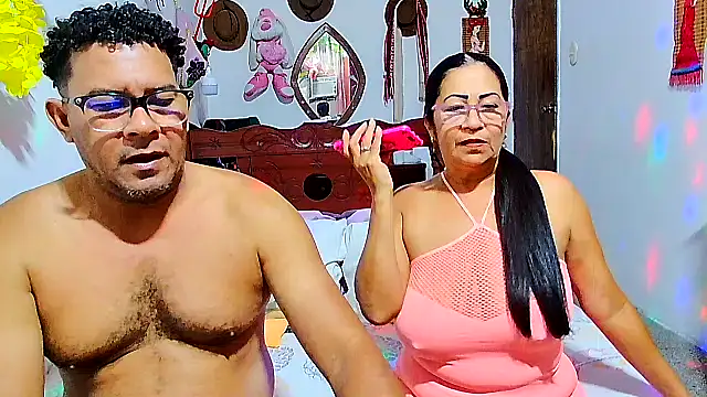 rosi pamela online show from December 4, 10:42 pm