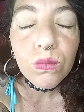 Snapshot of sweetbabyass chatting on November 22, 3:22 pm sweetbabyass online show from November 22, 3:22 pm