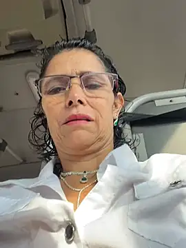 MireyaTorresGu online show from May 31, 12:33 pm