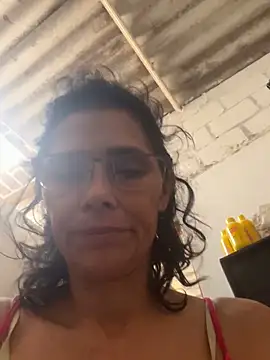 Snapshot of MireyaTorresGu chatting on June 19, 2:34 pm MireyaTorresGu online show from June 19, 2:34 pm