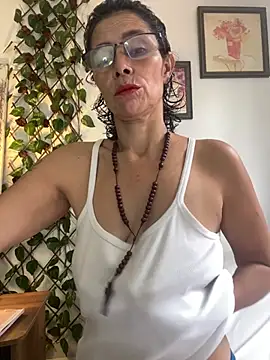 MireyaTorresGu online show from February 21, 2:52 pm