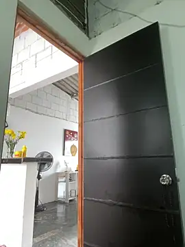 MireyaTorresGu online show from April 19, 3:35 pm