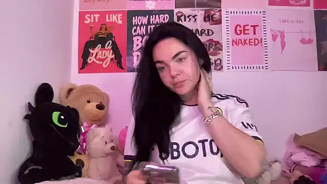 yorkshiregal online show from March 25, 6:57 am