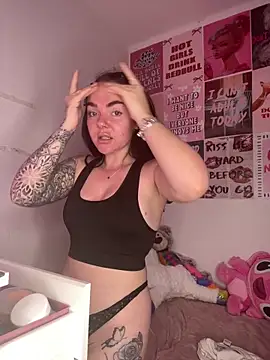 yorkshiregal online show from April 16, 7:20 am