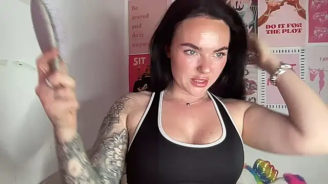 yorkshiregal online show from May 9, 8:28 am