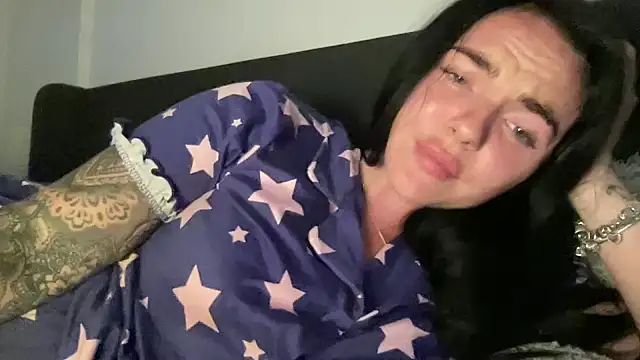 yorkshiregal online show from May 6, 8:13 pm