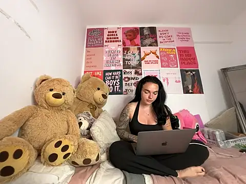 yorkshiregal online show from May 24, 6:46 am