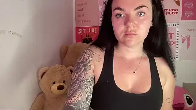 yorkshiregal online show from May 14, 8:22 am