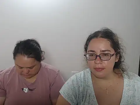 Snapshot of dirtys_games_play chatting on October 7, 1:23 pm dirtys games play online show from October 7, 1:23 pm